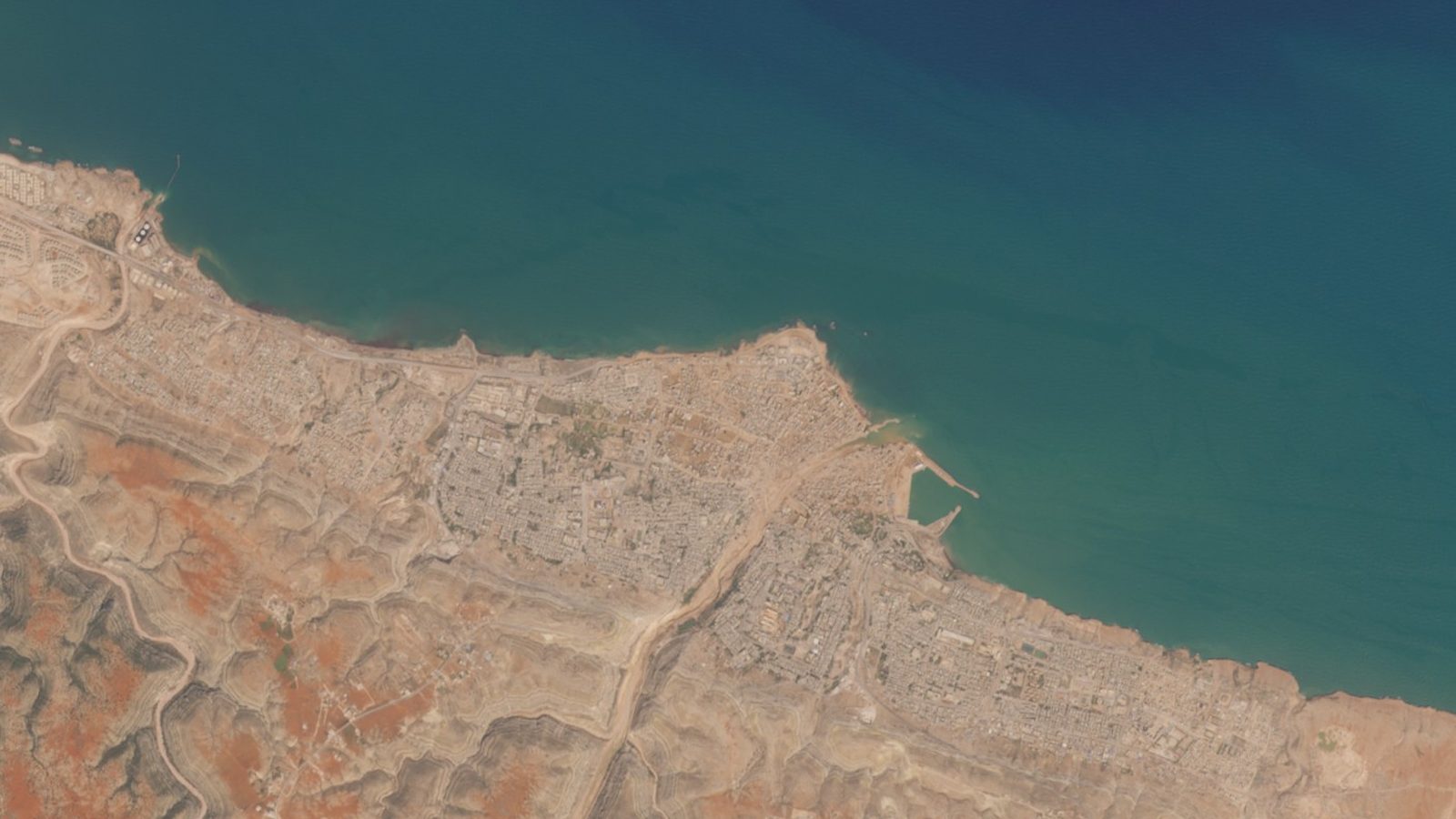Wadi Derna after the dam collapse and flood, Sentinel-2 true colour, 22 September 2023